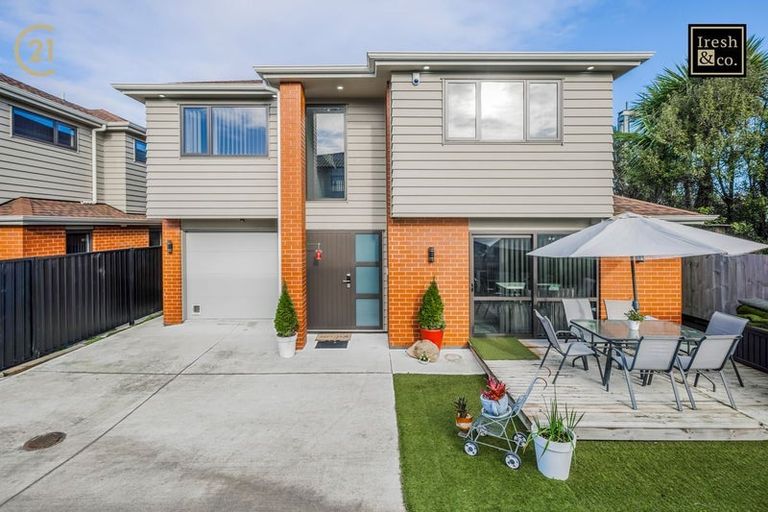 Photo of property in 56b Cambridge Terrace, Papatoetoe, Auckland, 2025