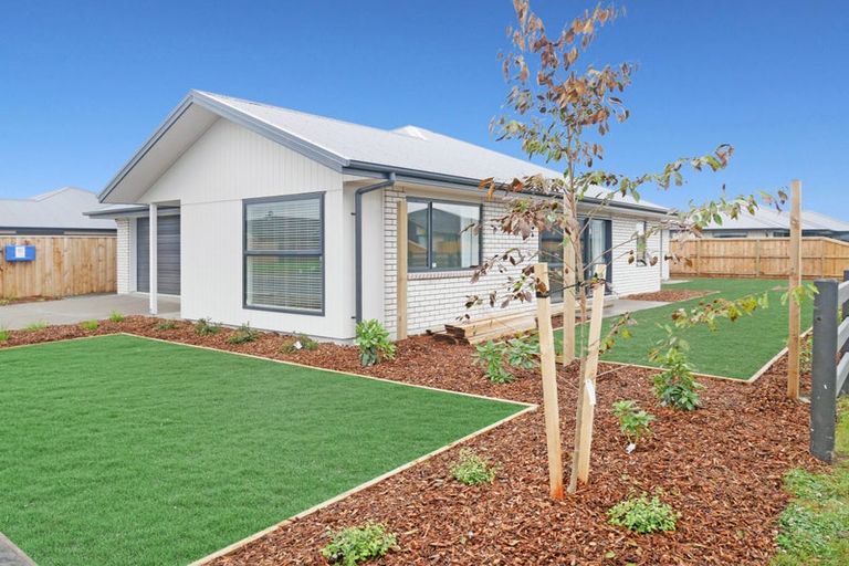 Photo of property in 32 Lomu Way, Rolleston, 7615