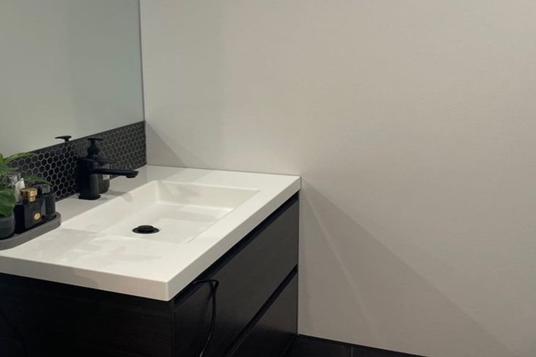 Photo of property in 3/214 Hereford Street, Christchurch Central, Christchurch, 8011