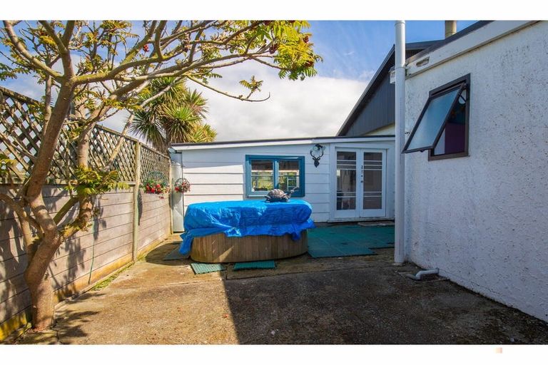 Photo of property in 347 Waimate Highway, Saint Andrews, Timaru, 7971