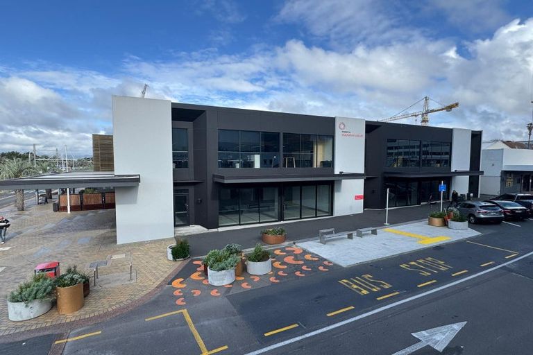 Photo of property in 161 Moncks Spur Road, Mount Pleasant, Christchurch, 8081