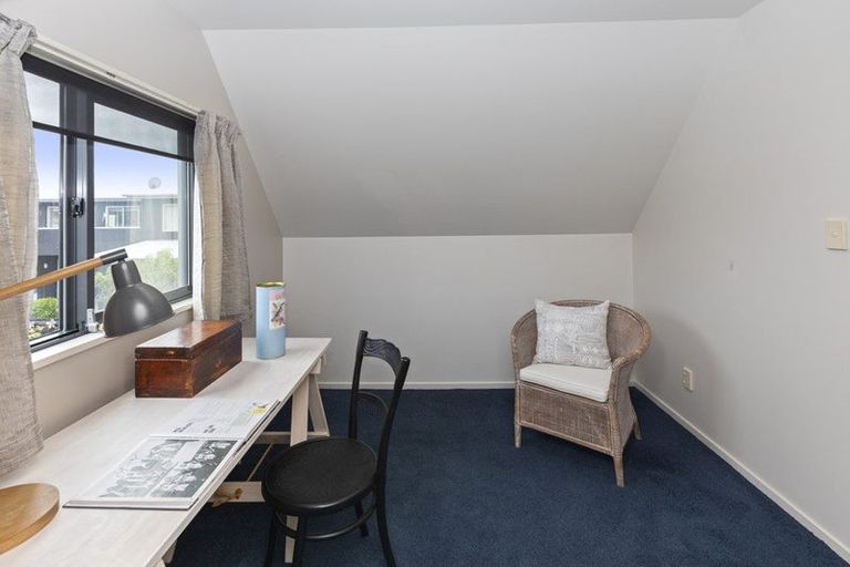 Photo of property in 57 Main Road, Redcliffs, Christchurch, 8081