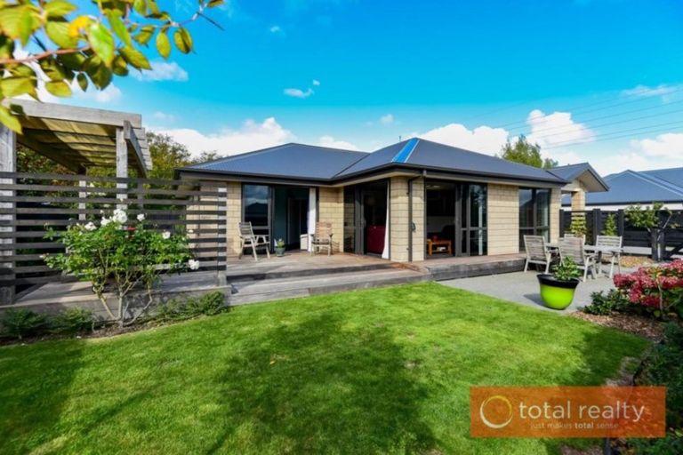 Photo of property in 21 Old Red Barn Road, Halswell, Christchurch, 8025