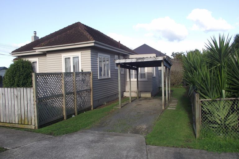 Photo of property in 185 Studholme Street, Morrinsville, 3300