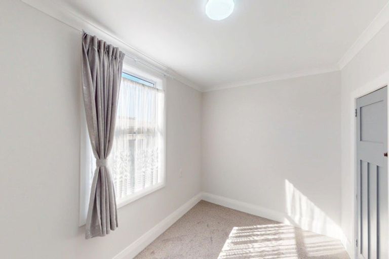 Photo of property in 36-38 Weraroa Road, Levin, 5510
