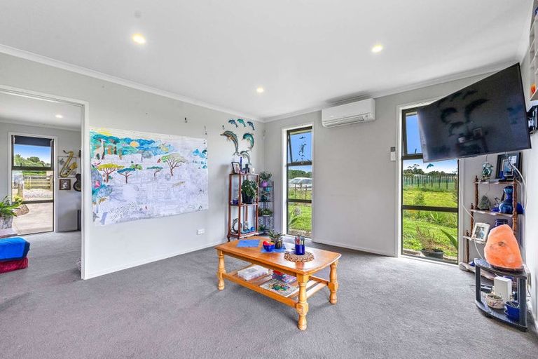 Photo of property in 259 Pembroke Road, Pembroke, Stratford, 4391