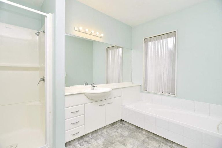 Photo of property in 33 Robert Coup Road, Kaiapoi, 7630