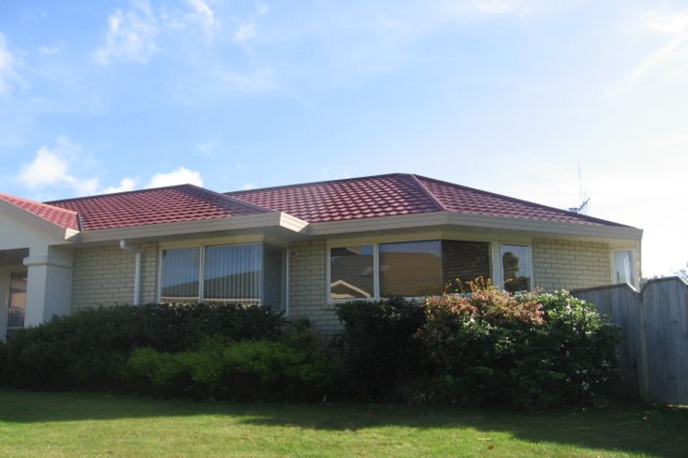 Photo of property in 7 Mariners Way, Whitby, Porirua, 5024
