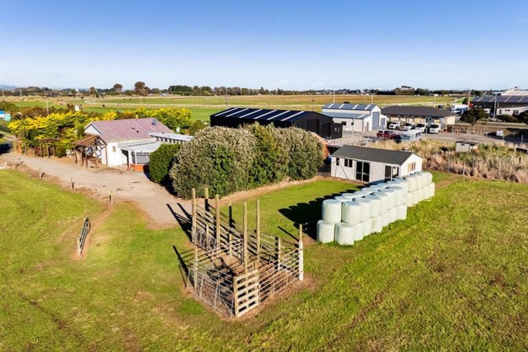 Photo of property in 331 Waihi Road, Hawera, 4673