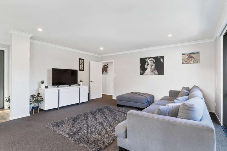 Photo of property in 8 Macloughlin Drive, Te Puke, 3119