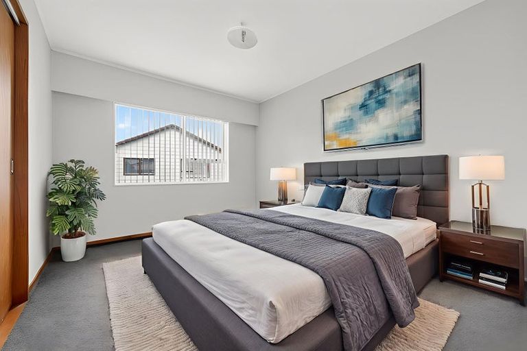 Photo of property in 41 Edgewater Parade, Waiuku, 2123