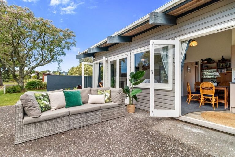 Photo of property in 34 Vista Paku, Pauanui, Hikuai, 3579