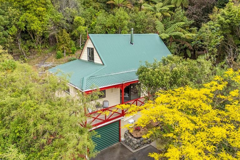 Photo of property in 79 Sunbrae Drive, Silverstream, Upper Hutt, 5019