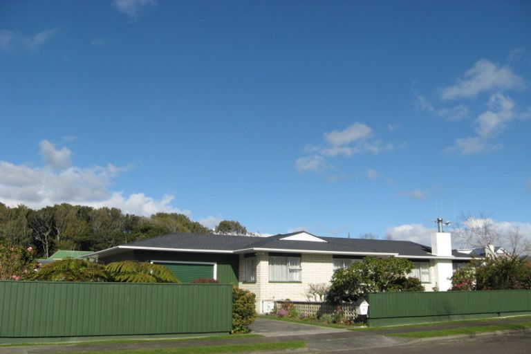 Photo of property in 9 Byrd Street, Levin, 5510