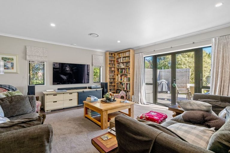 Photo of property in 6 Burnfield Way, Levin, 5510