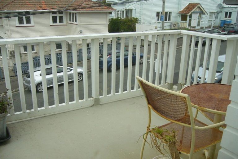 Photo of property in 34 Thompson Street, Mount Cook, Wellington, 6011