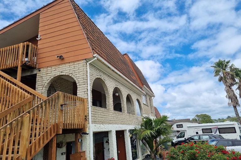 Photo of property in 75 Rosario Crescent, Red Beach, 0932