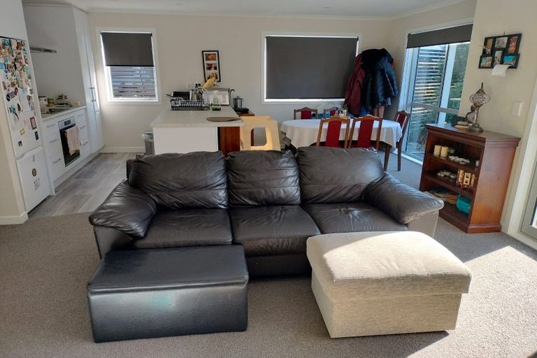 Photo of property in 12 Pateke Drive, Kenepuru, Porirua, 5022