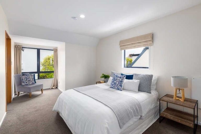 Photo of property in 2/526 Madras Street, St Albans, Christchurch, 8014