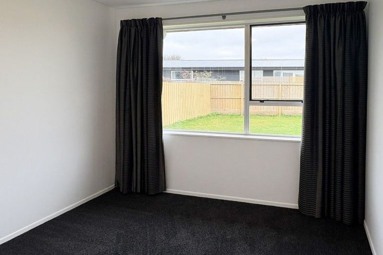 Photo of property in 14 Carteret Place, Aranui, Christchurch, 8061