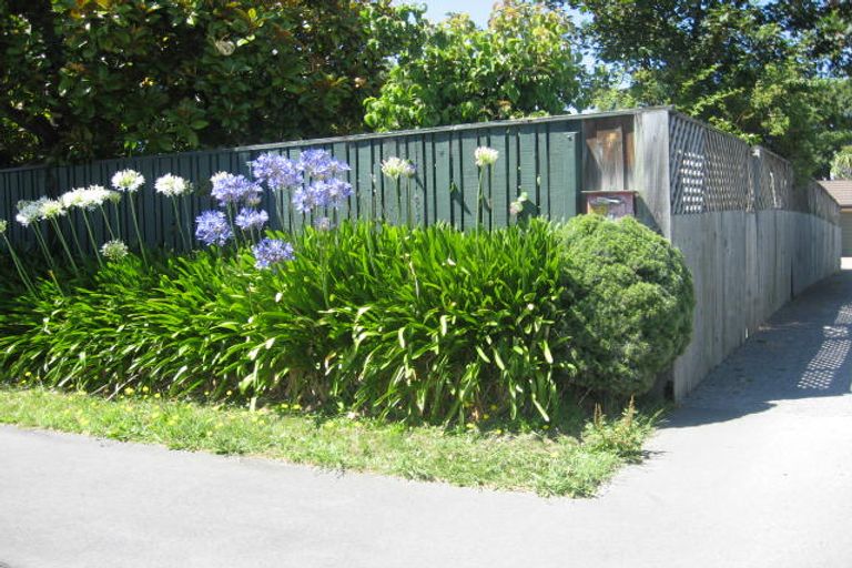Photo of property in 4 Field Terrace, Upper Riccarton, Christchurch, 8041
