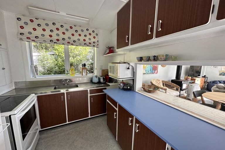 Photo of property in 23 Rodney Avenue, Te Horo Beach, Otaki, 5581