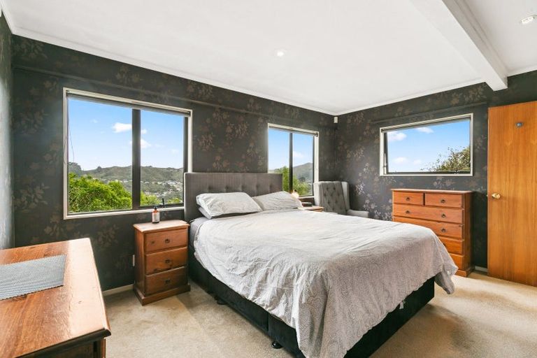 Photo of property in 7b Becker Way, Karori, Wellington, 6012