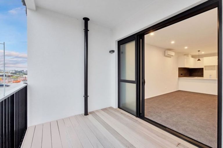 Photo of property in 101/10 Nugget Avenue, Hobsonville, Auckland, 0616