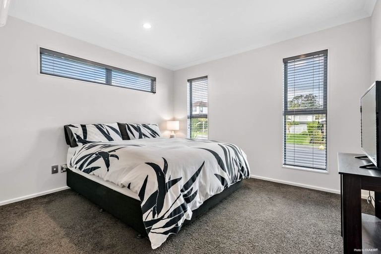 Photo of property in 68 Oakway Drive, Schnapper Rock, Auckland, 0632