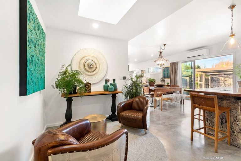 Photo of property in 2 North Street, Greytown, 5712