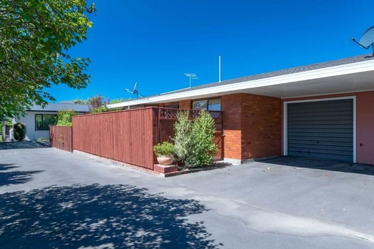 Photo of property in 2/27 Henry Street, Blenheim, 7201
