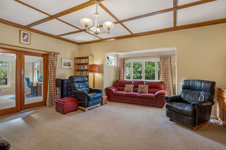 Photo of property in 32 Hutchison Crescent, Durie Hill, Whanganui, 4500