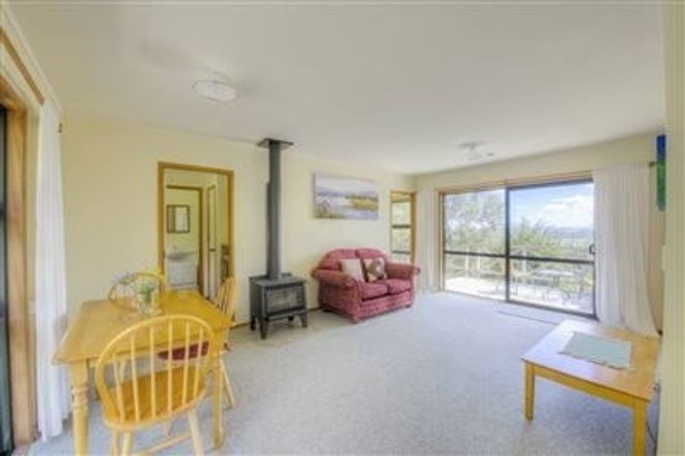 Photo of property in 11 Bald Hill Road, Helensville, Kaukapakapa, 0871