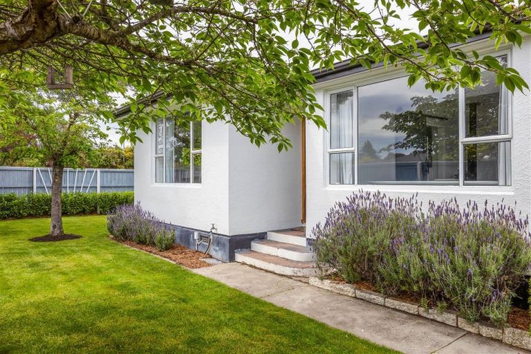 Photo of property in 33 Rata Street, Rangiora, 7400