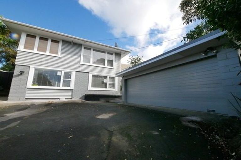 Photo of property in 2/71 Gardner Avenue, New Lynn, Auckland, 0600
