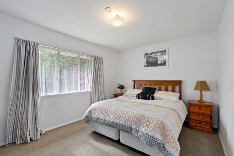 Photo of property in 18 Awatea Road, Hornby, Christchurch, 8042