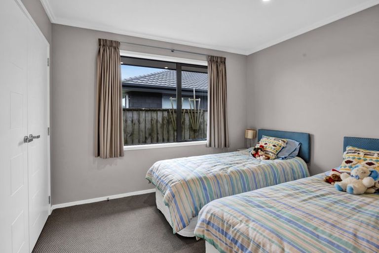 Photo of property in 12 Mercade Close, Stratford, 4332