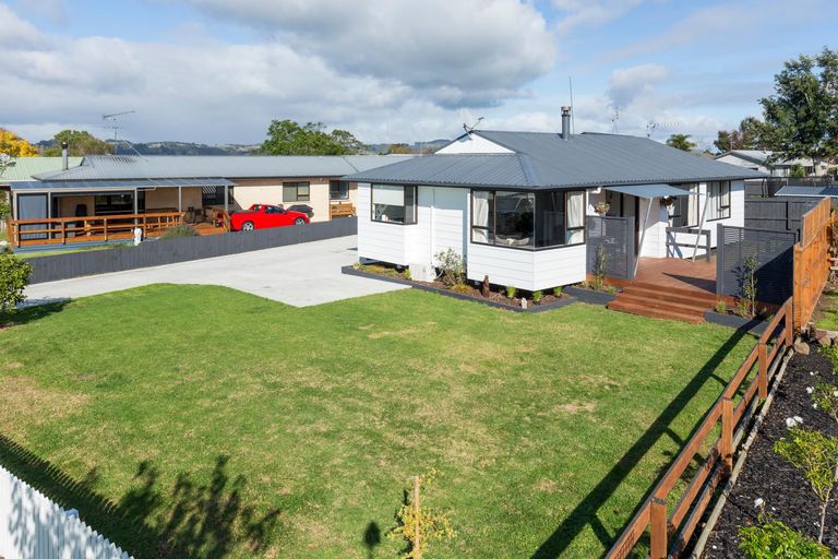 Photo of property in 14 Thorn Road, Tuakau, 2121