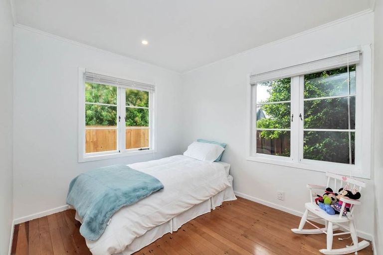 Photo of property in 9c Edwards Avenue, Henderson, Auckland, 0610