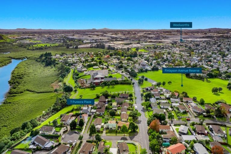 Photo of property in 7 Pureora Place, Clendon Park, Auckland, 2103