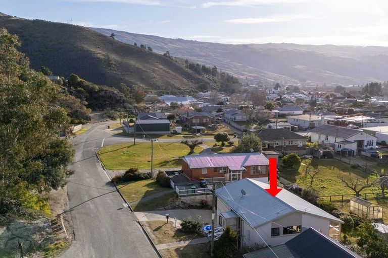 Photo of property in 6 Teviot Street, Roxburgh, 9500
