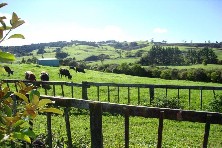 Photo of property in 8 Meadow Court, Paraparaumu, 5032