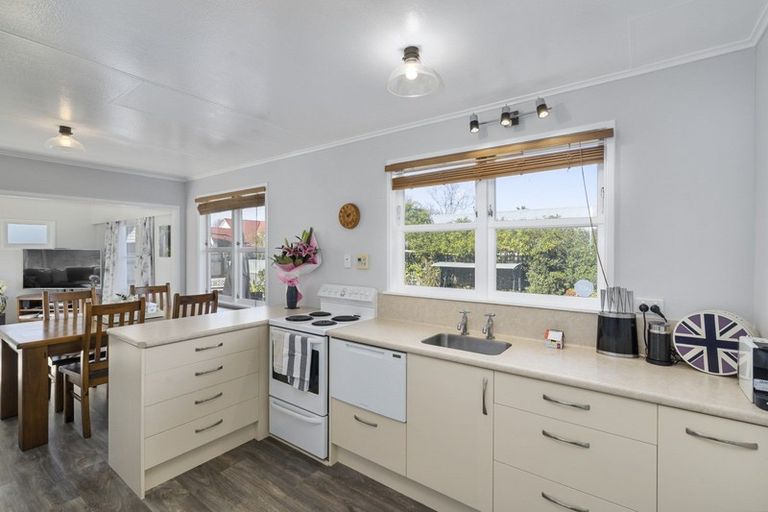 Photo of property in 69 Rugby Street, Awapuni, Palmerston North, 4412