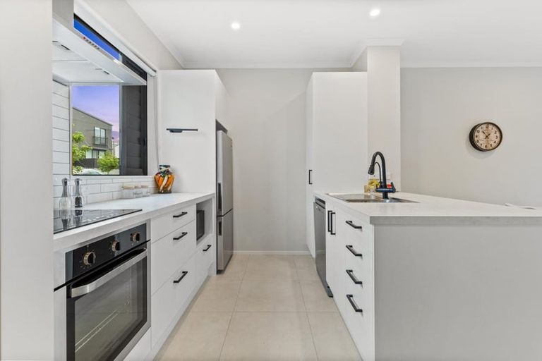 Photo of property in 40 Ringa Matau Road, Hobsonville, Auckland, 0616