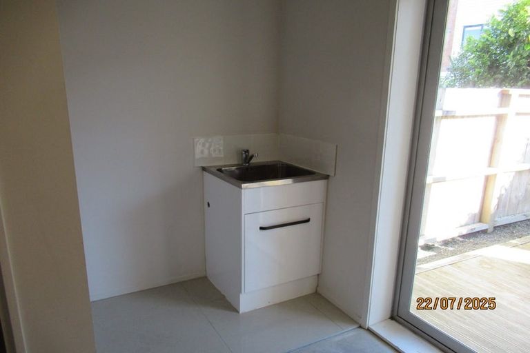 Photo of property in 72 Niu Lane, Te Atatu South, Auckland, 0610