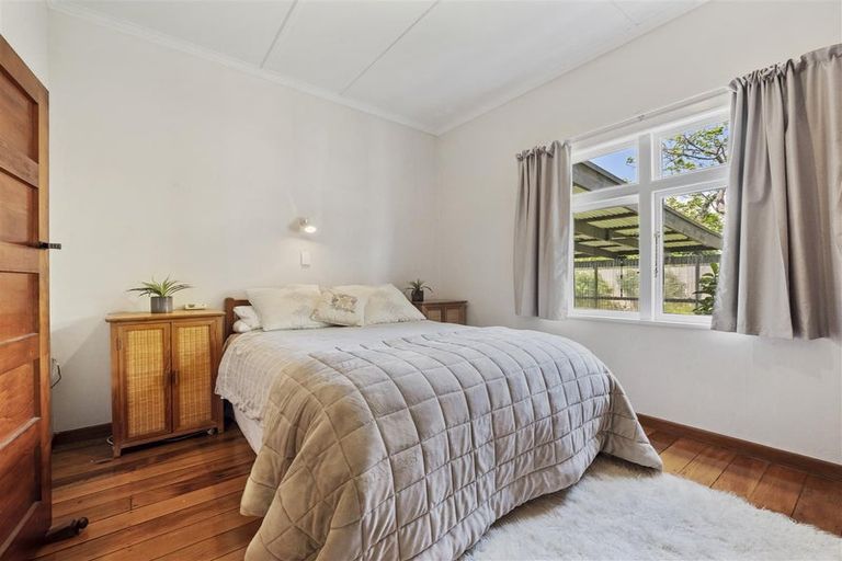 Photo of property in 50 Lee Street, Te Puke, 3119