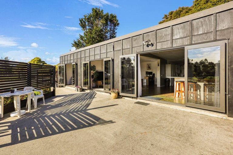 Photo of property in 236 Alma Road, Westport, 7892