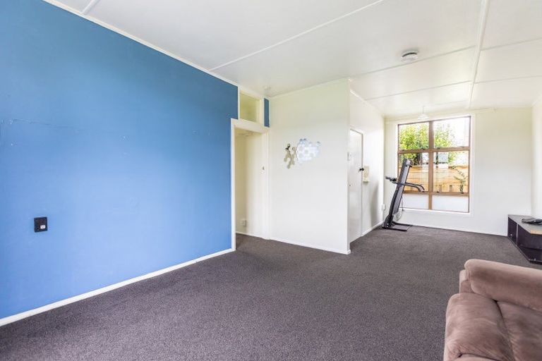 Photo of property in 12 Ormond Street, Woodville, 4920