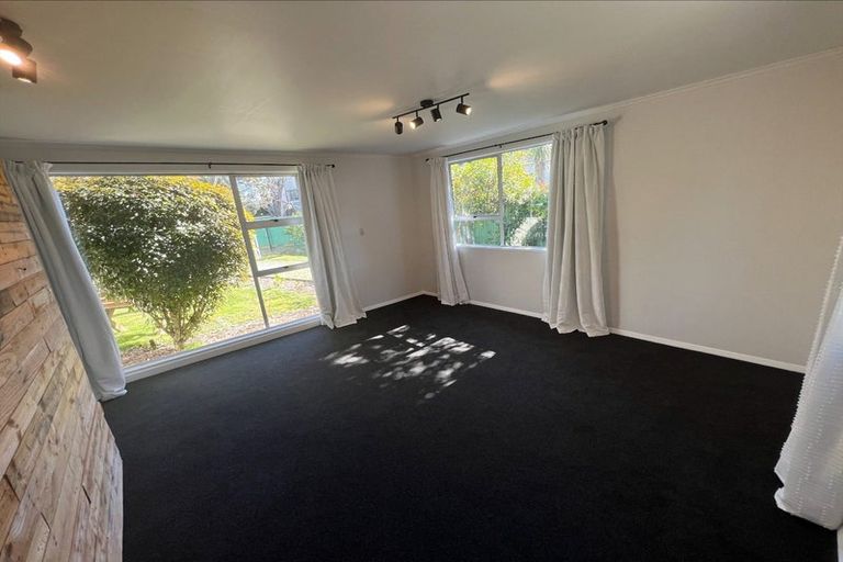 Photo of property in 46b Te Rauparaha Street, Otaki, 5512