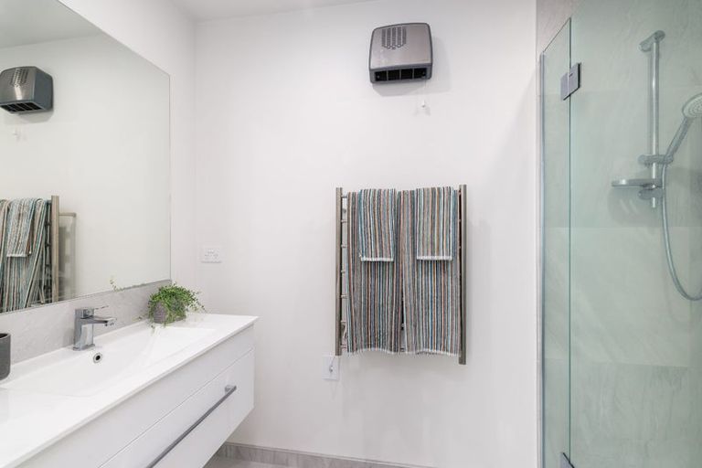 Photo of property in 5/55 Mathesons Road, Phillipstown, Christchurch, 8011